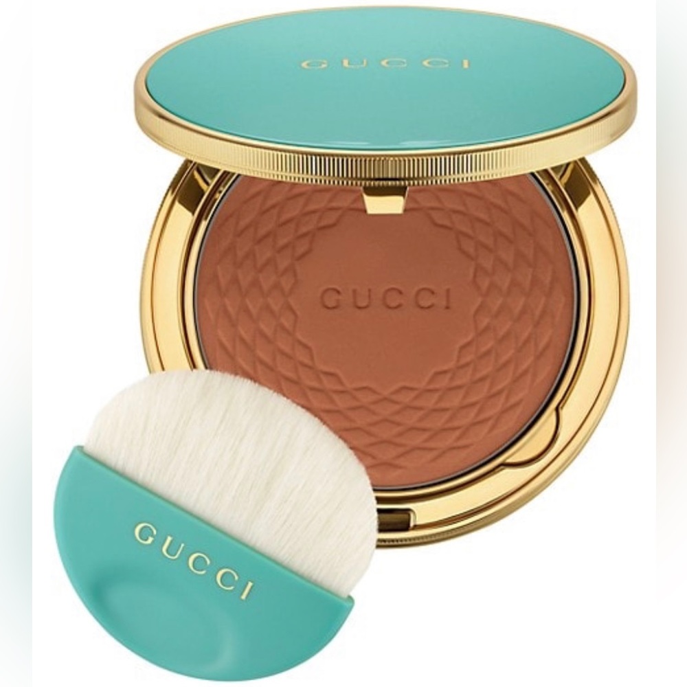- GUCCI Vegan, Bronzer #04 .New